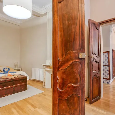 Διαμέρισμα Superbe 95m2 Proche Arenes- Parking Offert