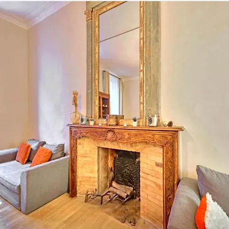 Superbe 95m2 Proche Arenes- Parking Offert Apartmán Nîmes