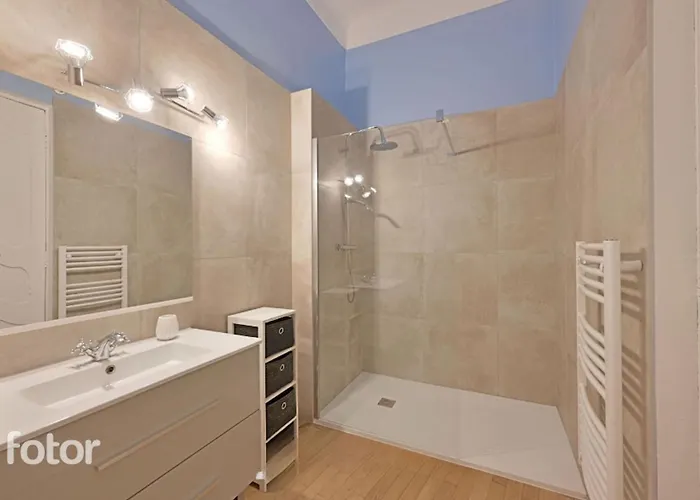 Superbe 95m2 Proche Arenes- Parking Offert Daire